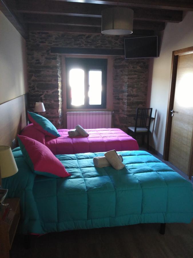 Albergue Pension Porta Santa Baleira Exterior photo