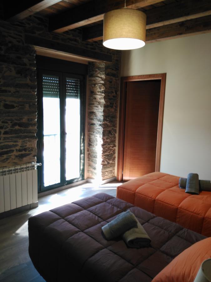 Albergue Pension Porta Santa Baleira Exterior photo